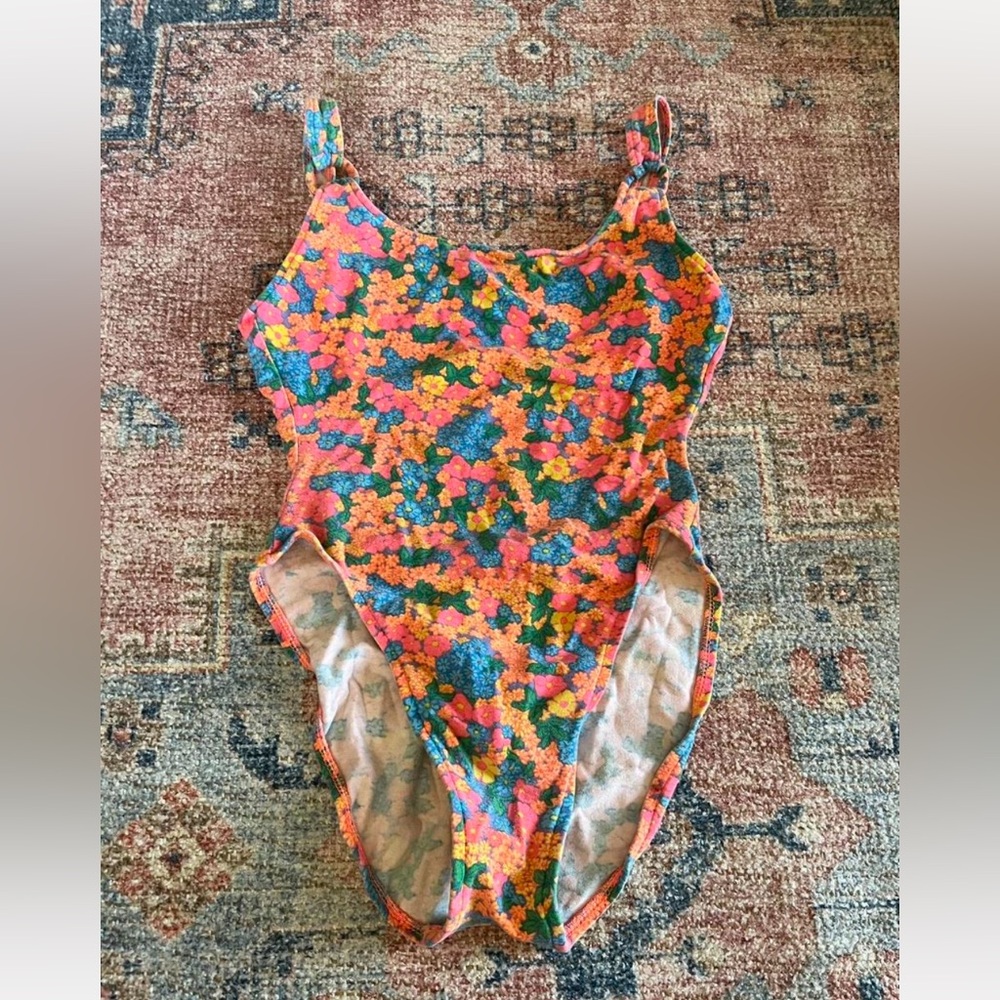 Floral bodysuit 70’s style vintage ✨